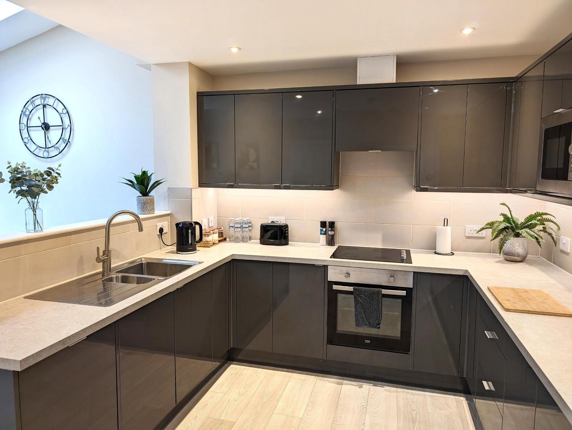 Central Cambridge, Charming 3-Bed House With Free Parking! Extérieur photo