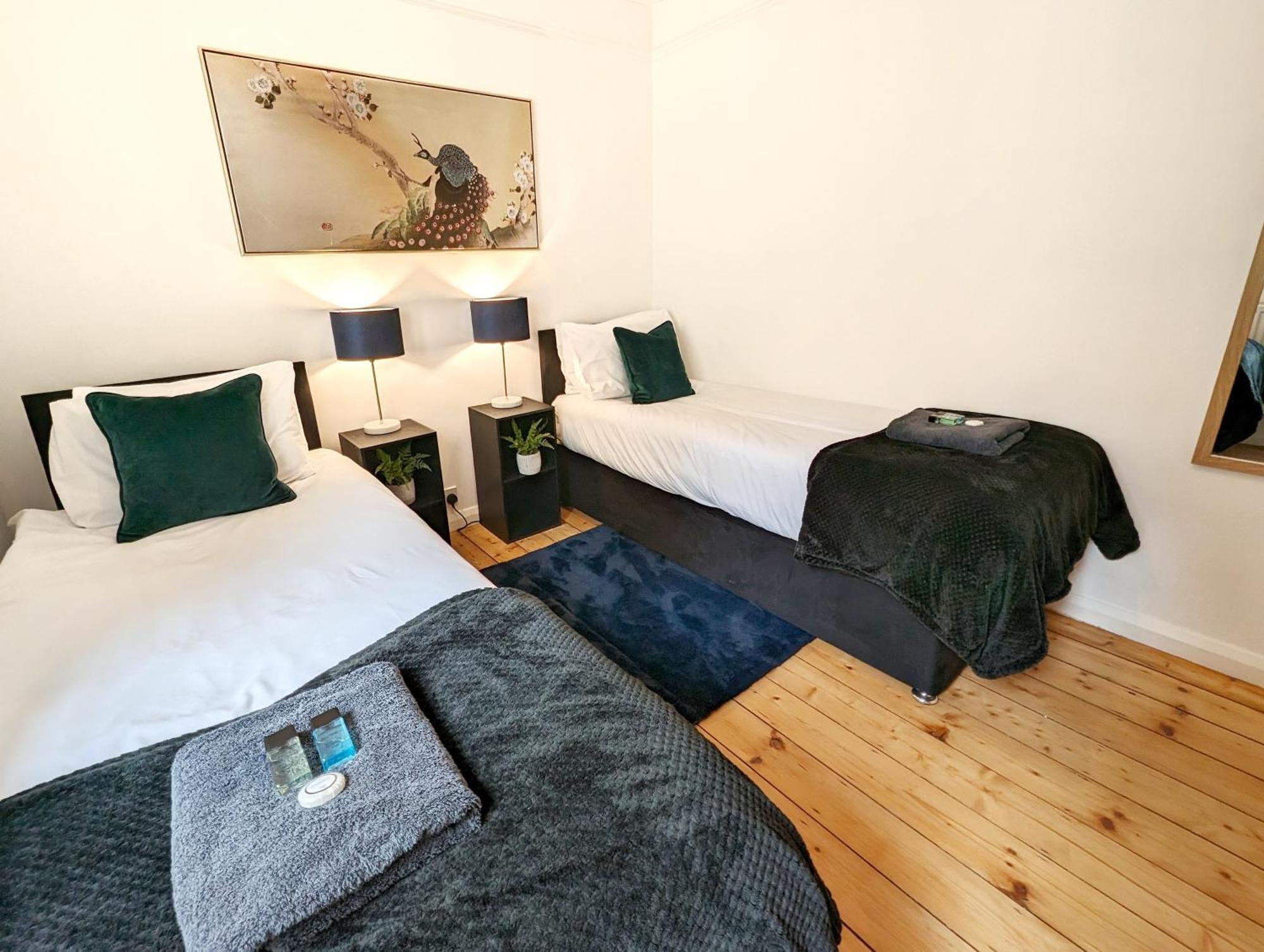 Central Cambridge, Charming 3-Bed House With Free Parking! Extérieur photo